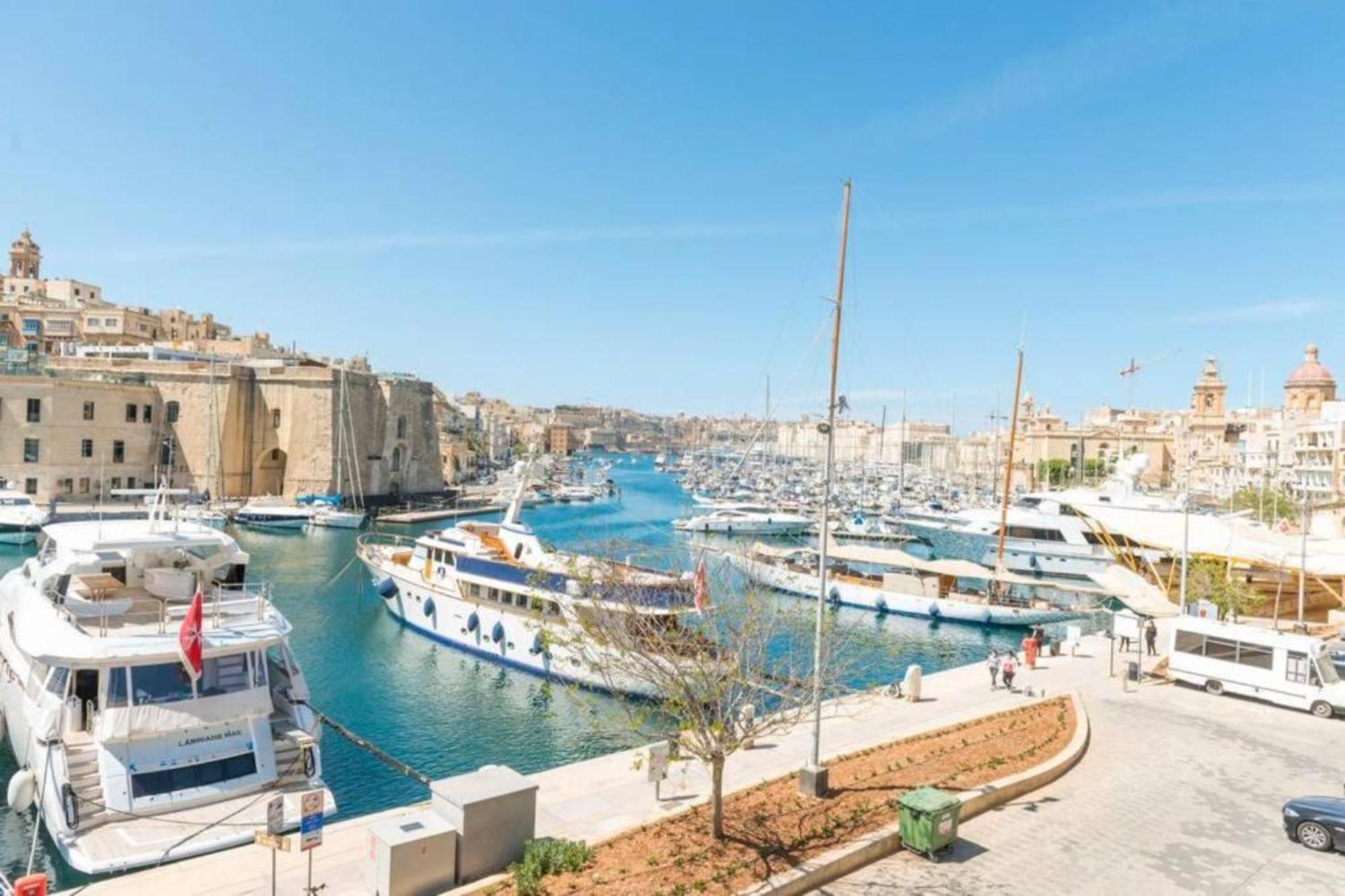 Authentic Gf Apartment With Terrace At The 3 Cities Marina Cospicua Zewnętrze zdjęcie
